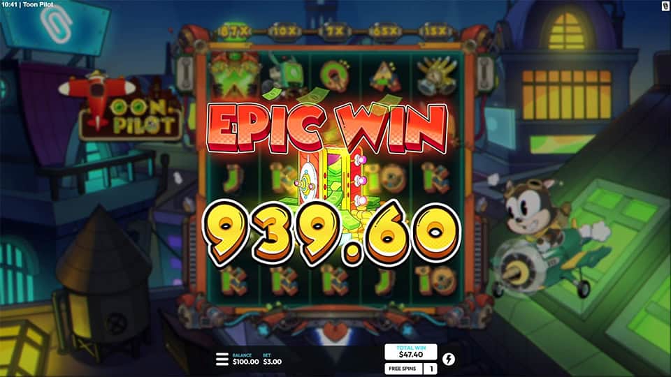 Big &ldquo;Epic Win&rdquo; text over reels with cash bursting out of a cartoon safe.